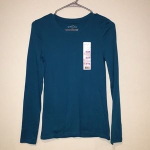 NWT Eddie Bauer long sleeve crew neck
